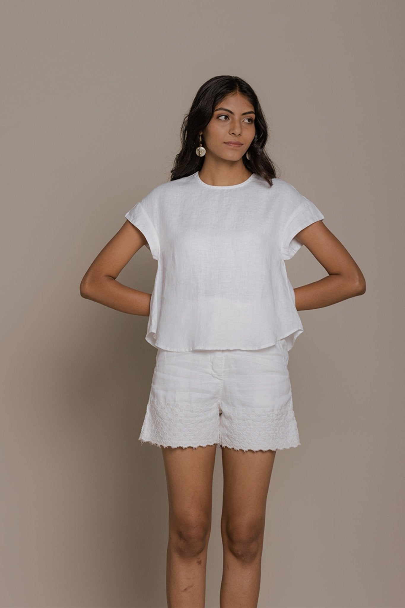 Sandcastle Saturdays Top in White - Beau’s store